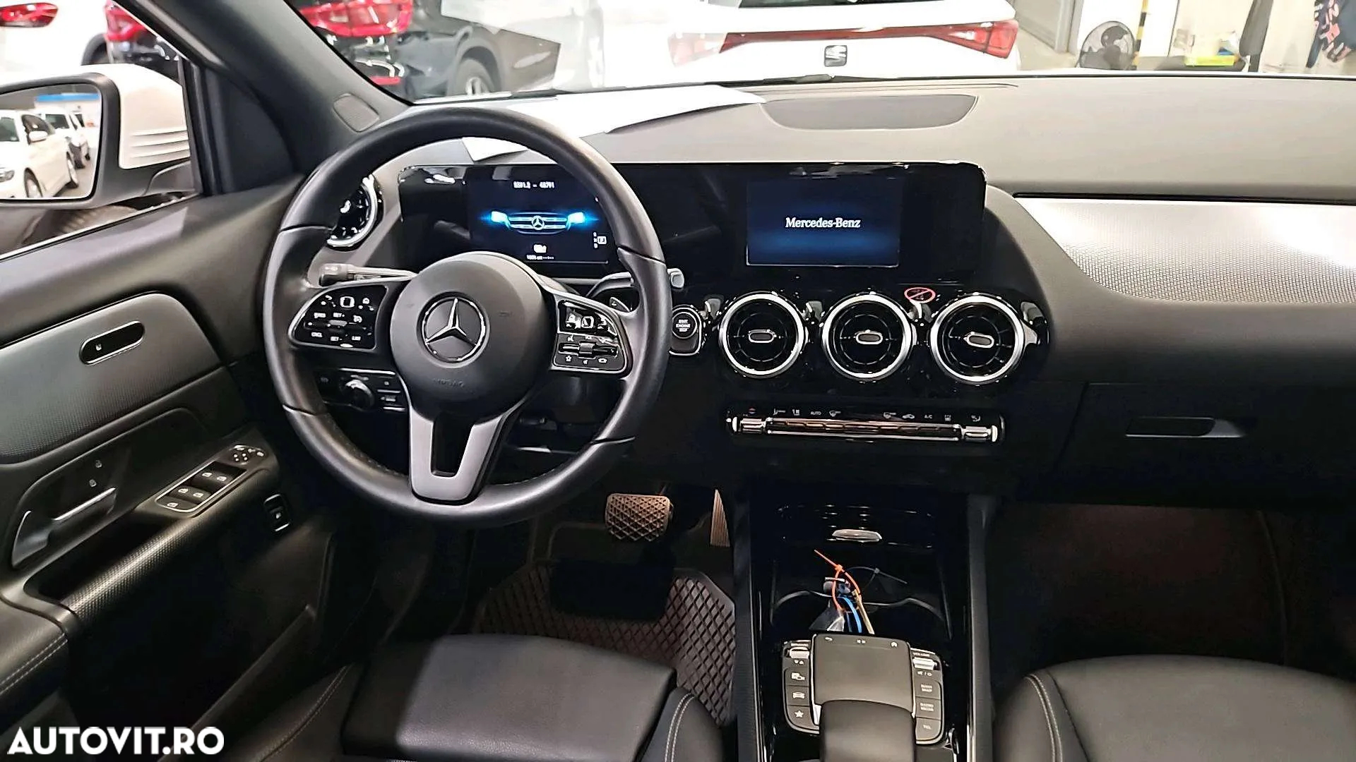 Mercedes-Benz GLA 250 e 8G-DCT Progressive Advanced - 4