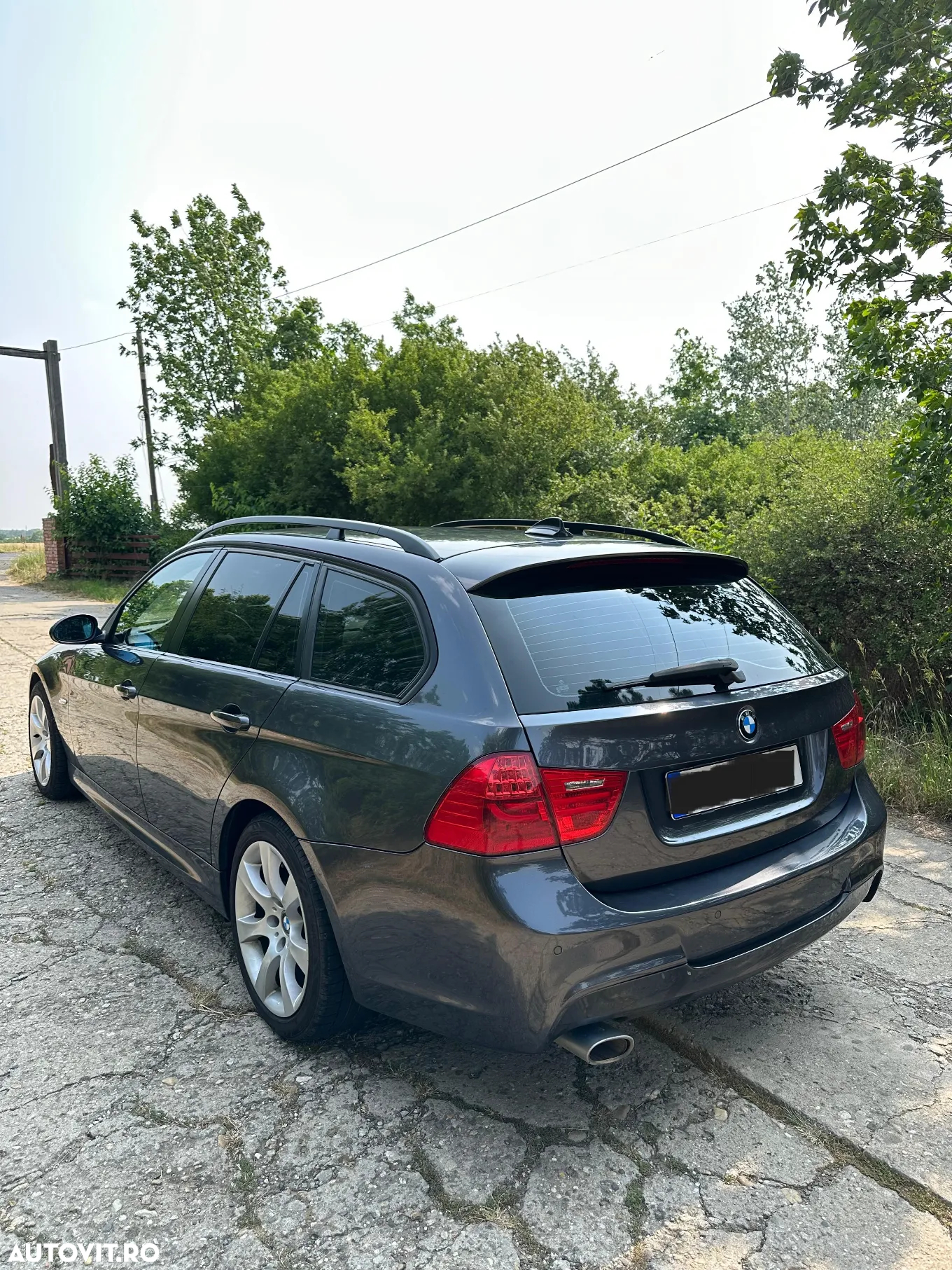BMW Seria 3 320d DPF Touring Aut. - 20