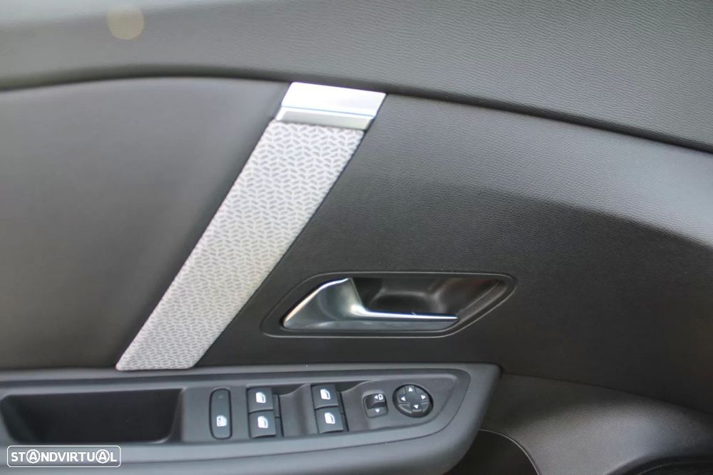 Citroën C4 1.5 BlueHDi Shine Pack EAT8 - 8