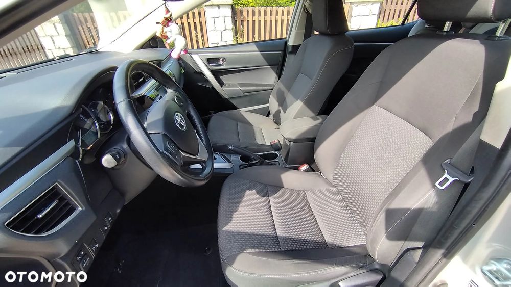 Toyota Corolla 1.6 Premium MS - 9