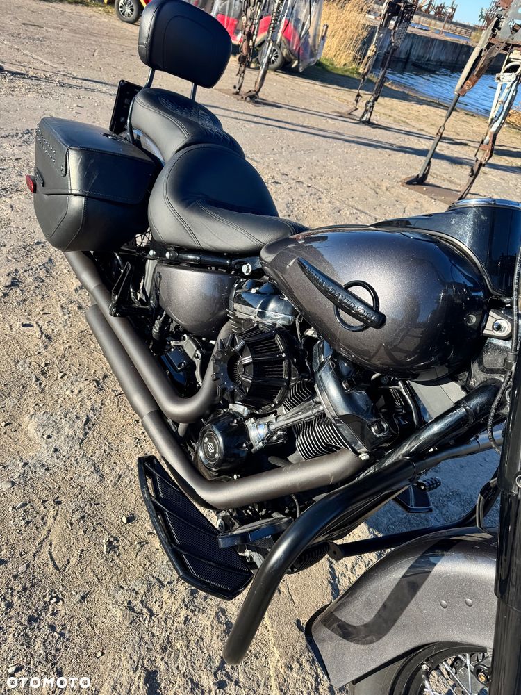 Harley-Davidson Softail Heritage Classic - 15