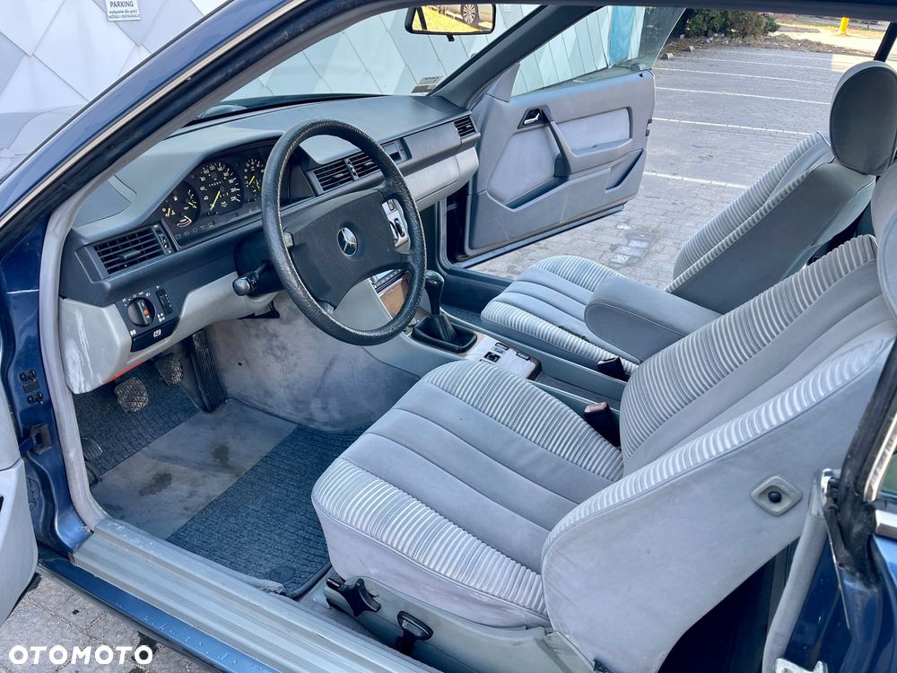 Mercedes-Benz W124 (1984-1993) - 11