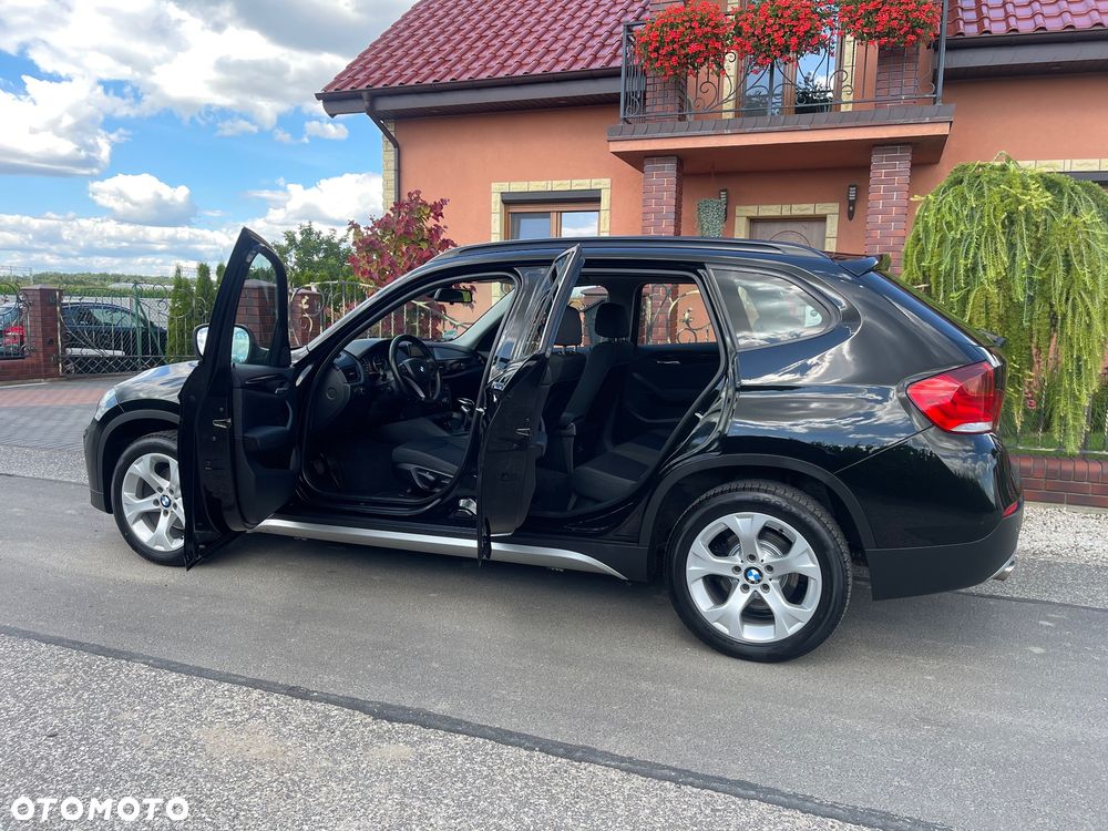 BMW X1 sDrive18d xLine - 30