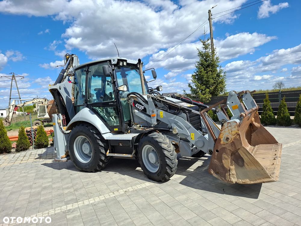 Caterpillar 432F - 6