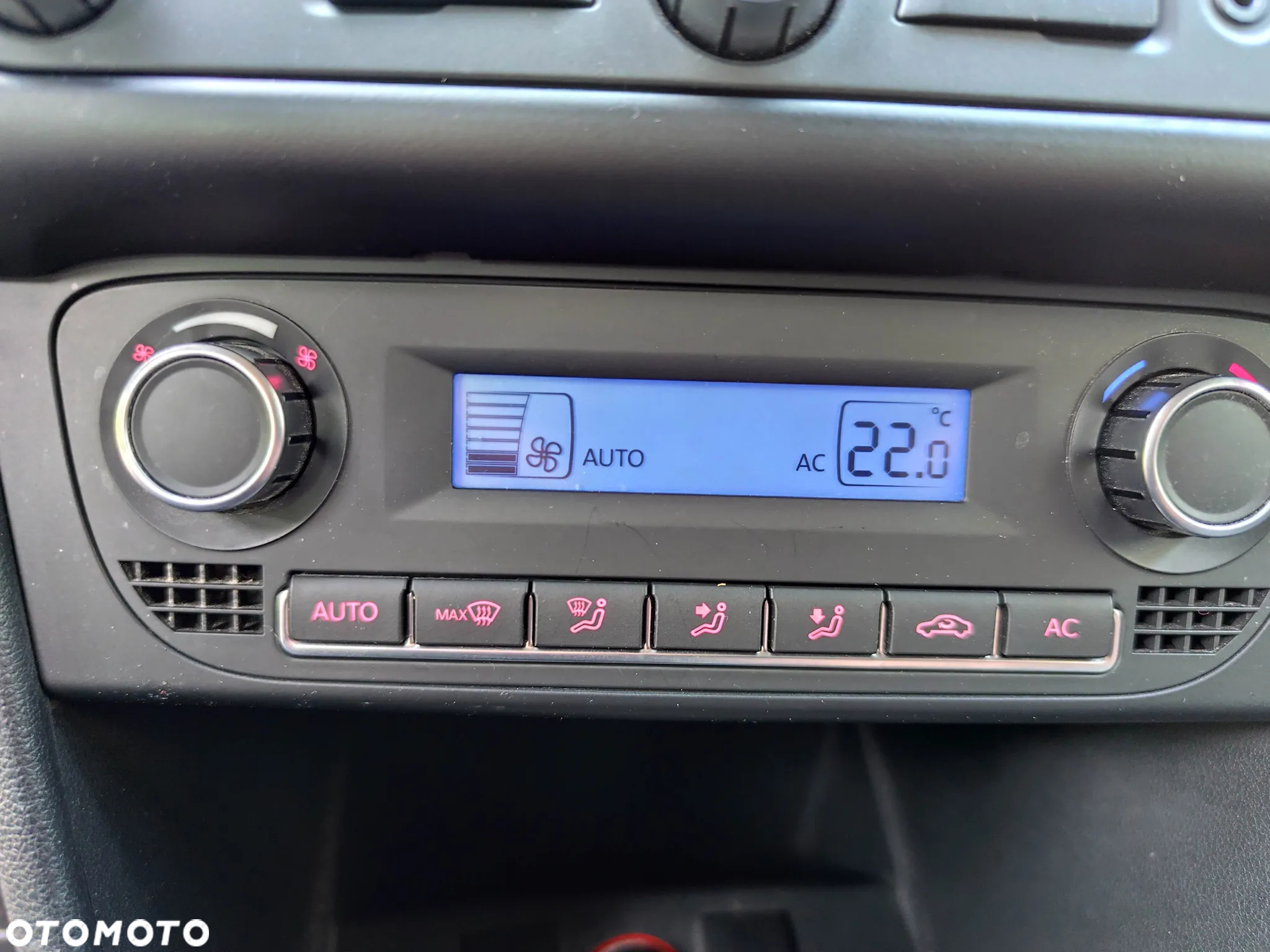 Volkswagen Polo 1.2 TDI DPF Comfortline - 34
