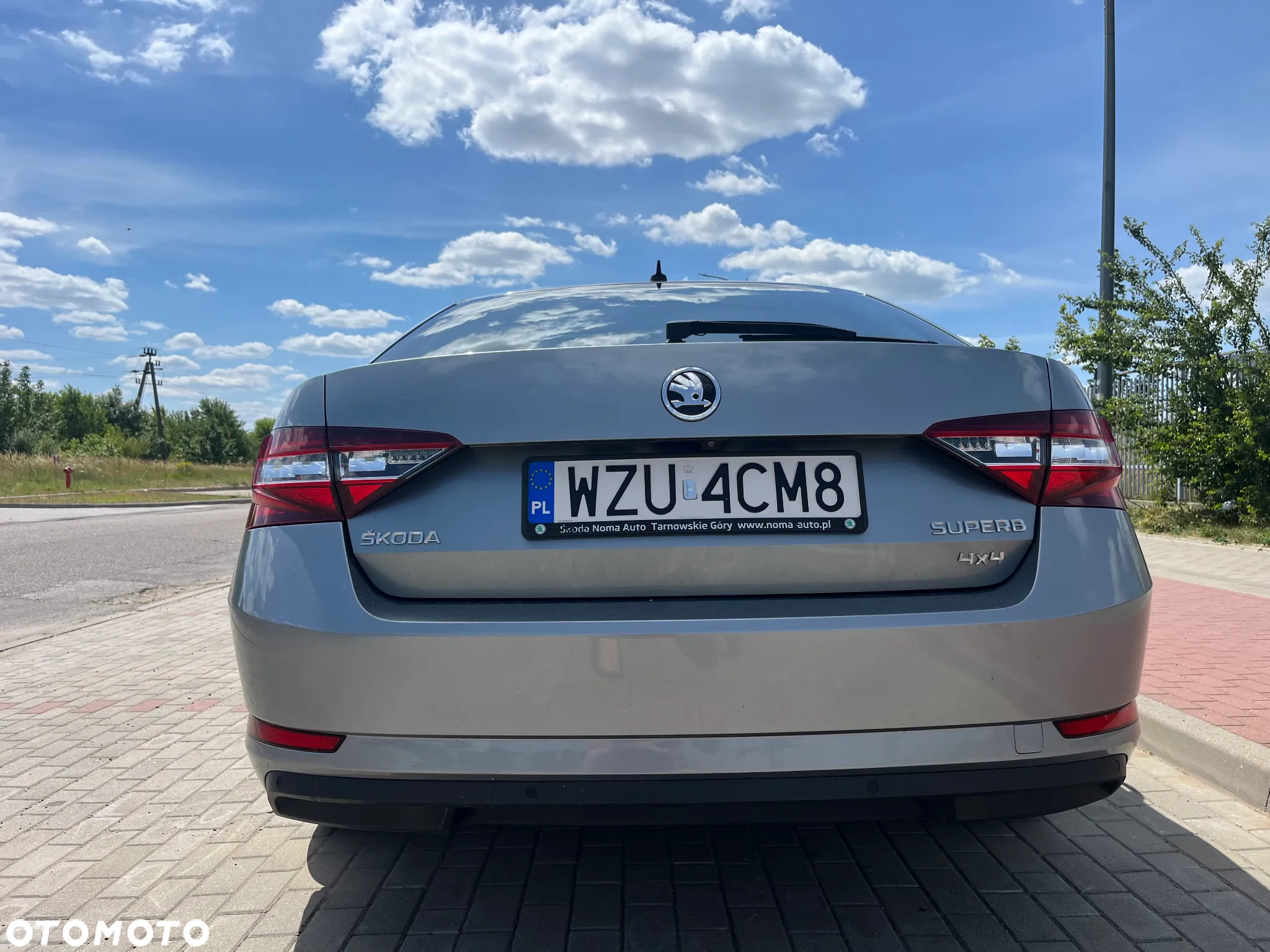 Skoda Superb 2.0 TDI 4x4 L&K DSG - 7