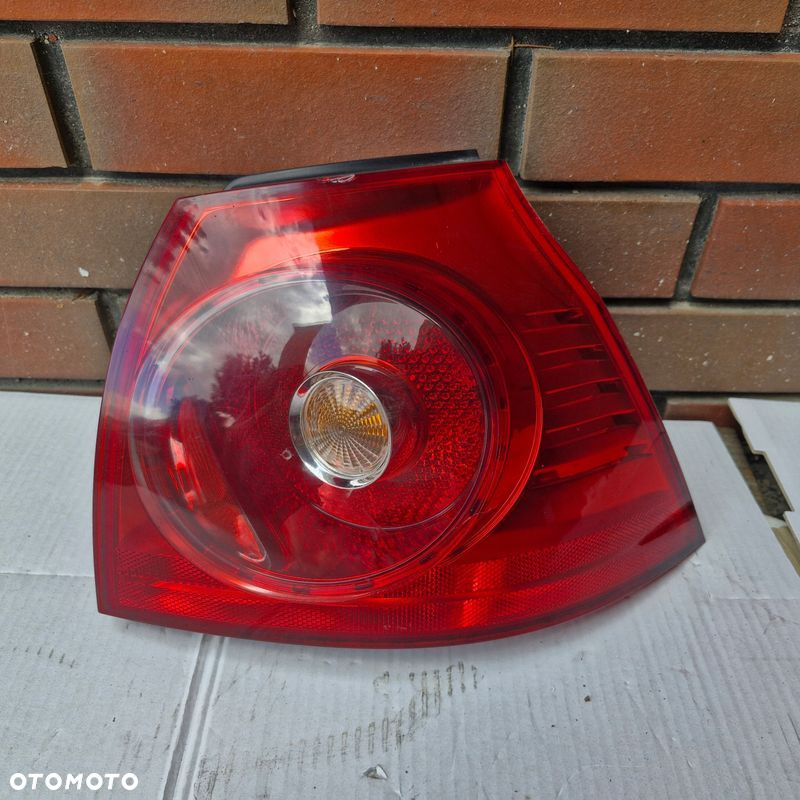 LAMPA PRAWA TYLNA PRAWY TYŁ VW GOLF V HB 1K6945096E 1K6945258 - 3