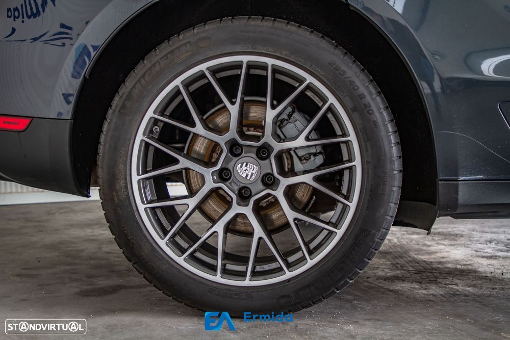 Porsche Macan S All Weather - 18