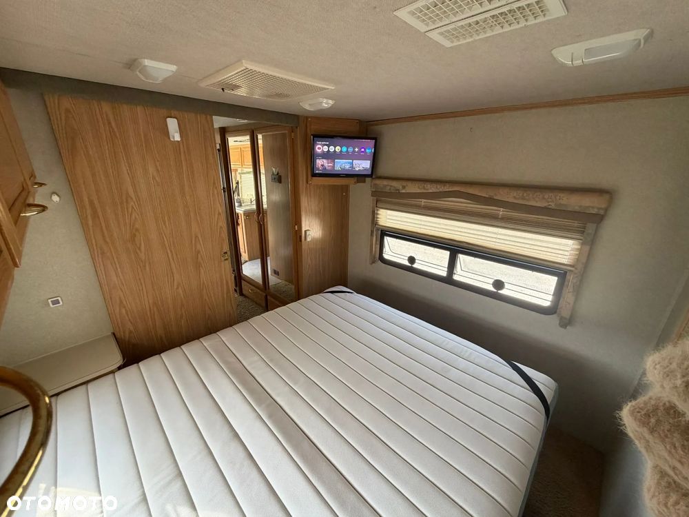 Inny Fleetwood Bounder 34T - 22