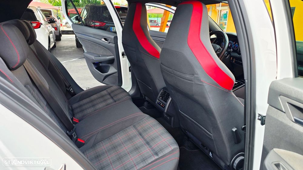 VW Golf 2.0 TSI GTI DSG - 25