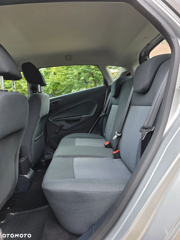 Ford Fiesta - 17