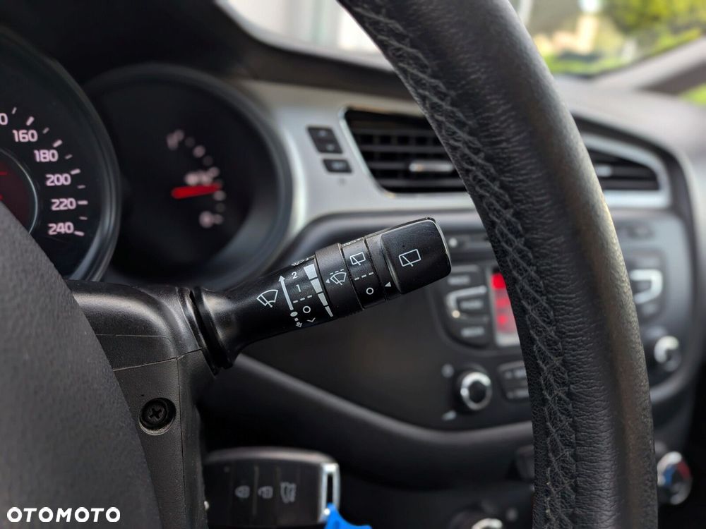 Kia Ceed 1.6 GDI L - 21