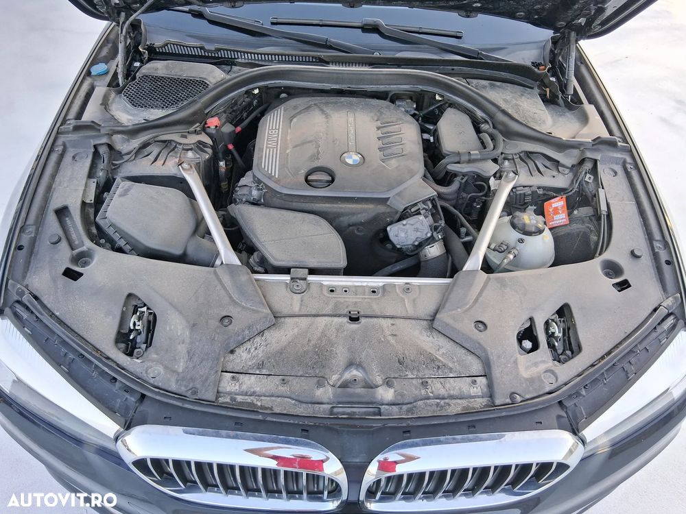 BMW Seria 5 518d AT MHEV - 13
