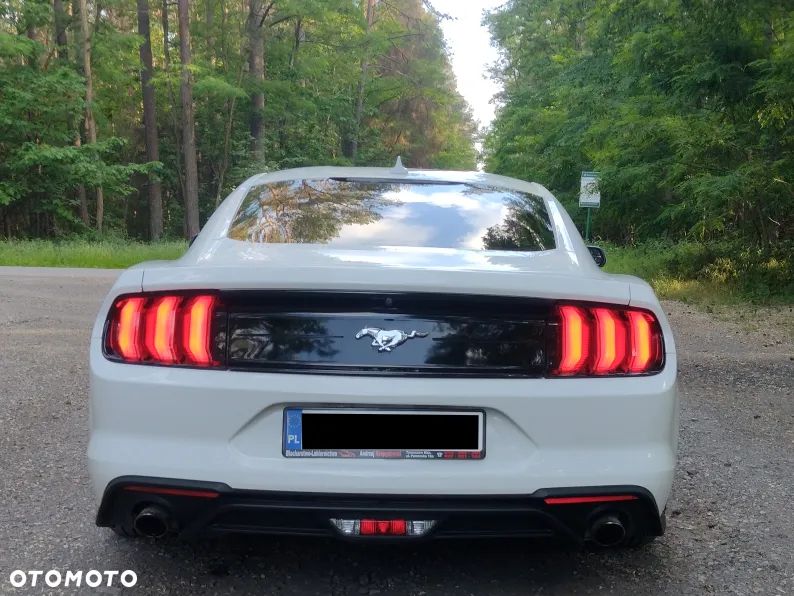 Ford Mustang - 15