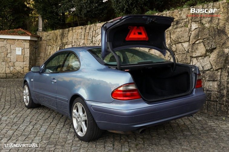 Mercedes-Benz CLK 230 - 13