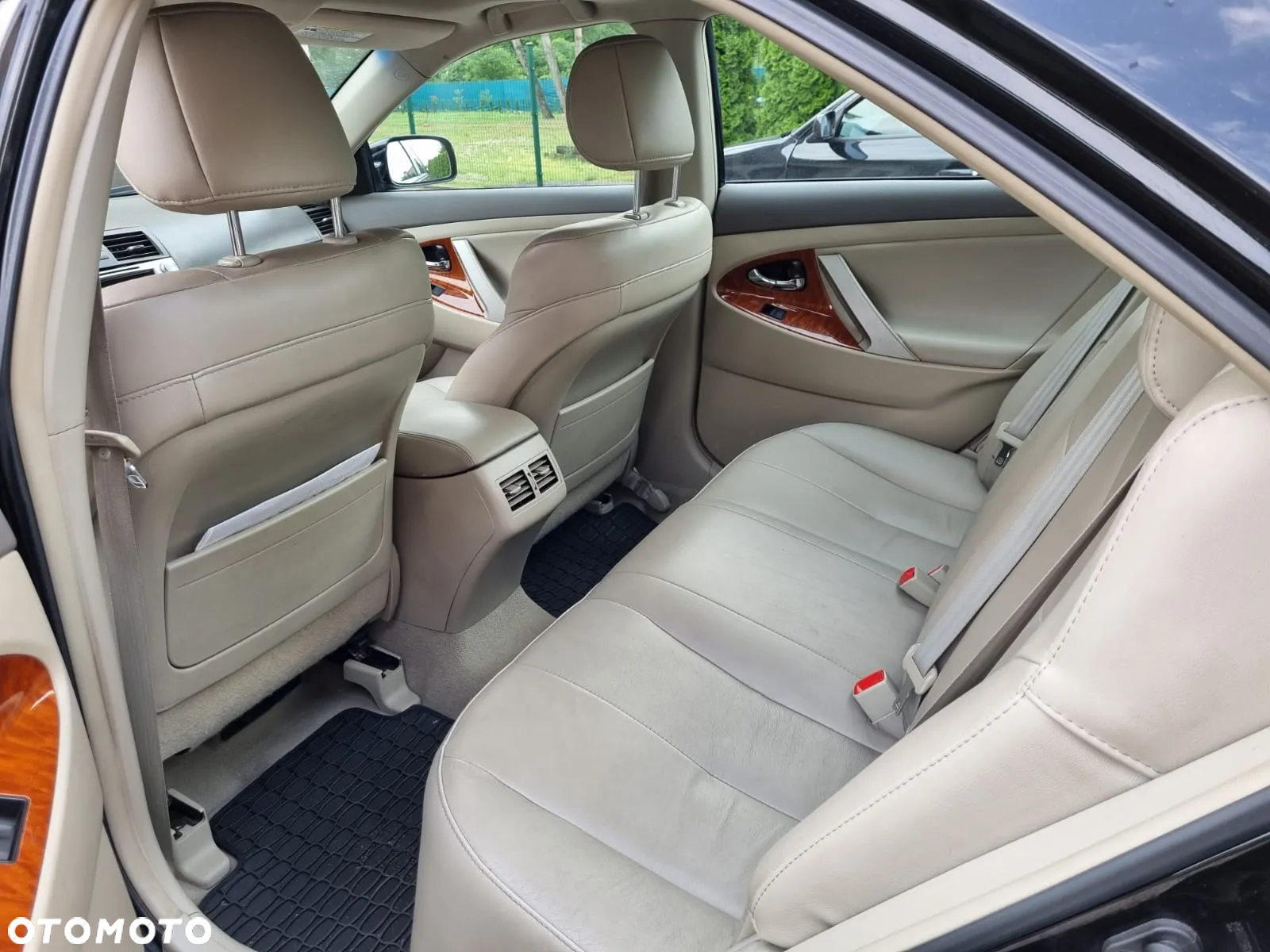 Toyota Camry 3.5 V6 SE - 5