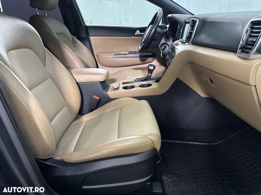 Kia Sportage - 11