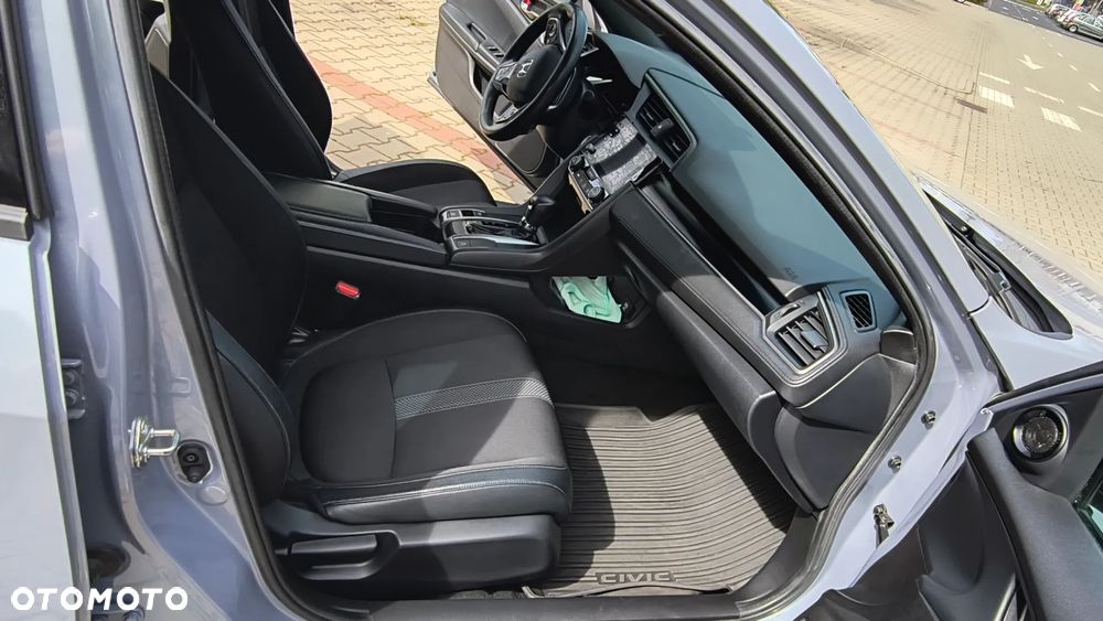 Honda Civic 1.5 i-VTEC Turbo CVT Sport - 11