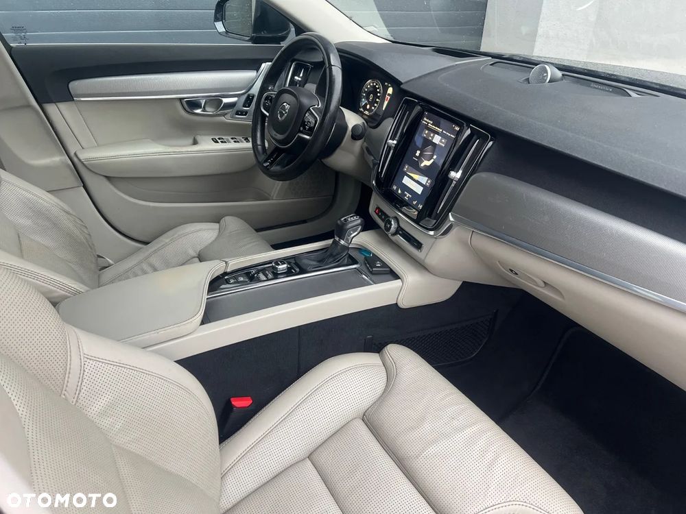 Volvo S90 D5 SCR AWD Inscription - 14