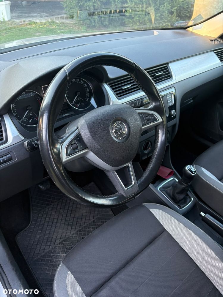 Skoda RAPID - 4
