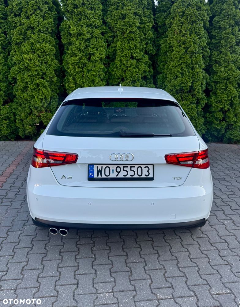 Audi A3 3-drzwiowe 2.0 TDI design - 10