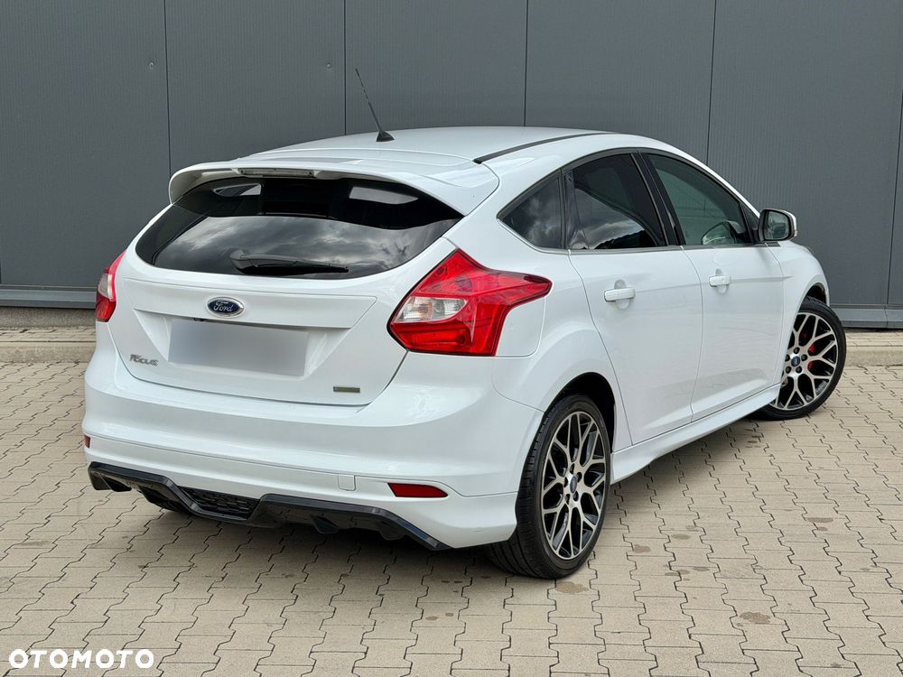 Ford Focus 1.0 EcoBoost ST-Line Black ASS - 6