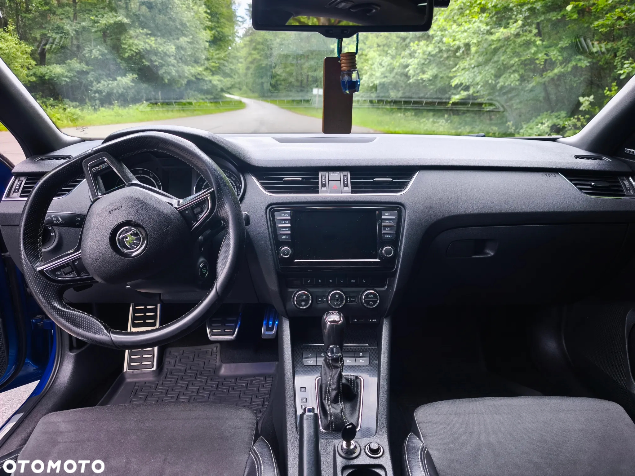 Skoda Octavia 2.0 TSI RS DSG - 11