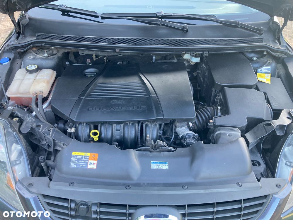 Ford Focus 1.8 FF Ambiente - 24