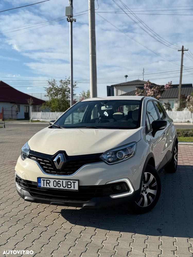 Renault Captur TCe Life - 1