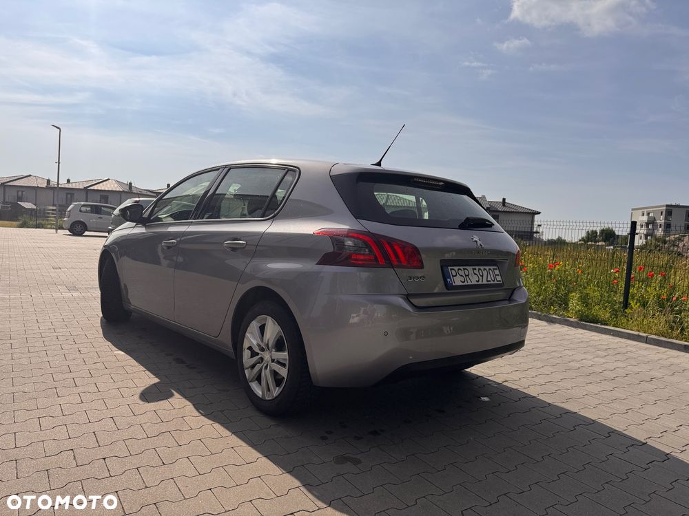 Peugeot 308 1.2 PureTech Allure S&S - 4