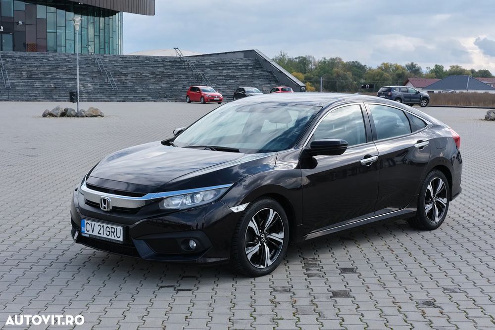 Honda Civic 1.5 VTEC Turbo CVT Prestige - 18
