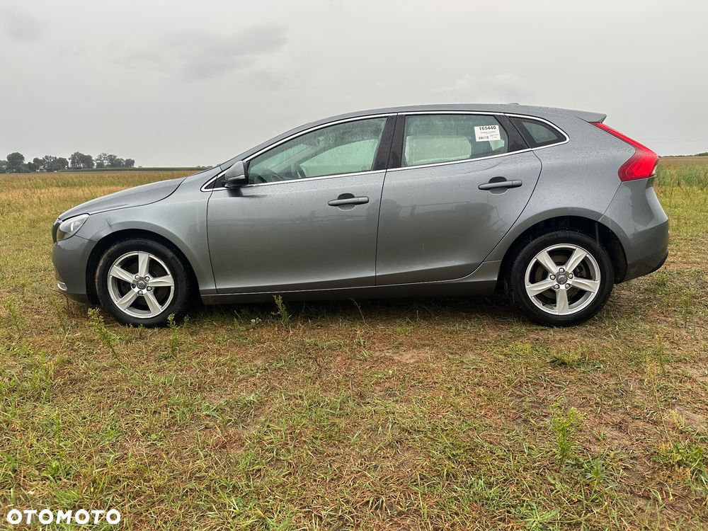 Volvo V40 T2 Linje Svart - 6