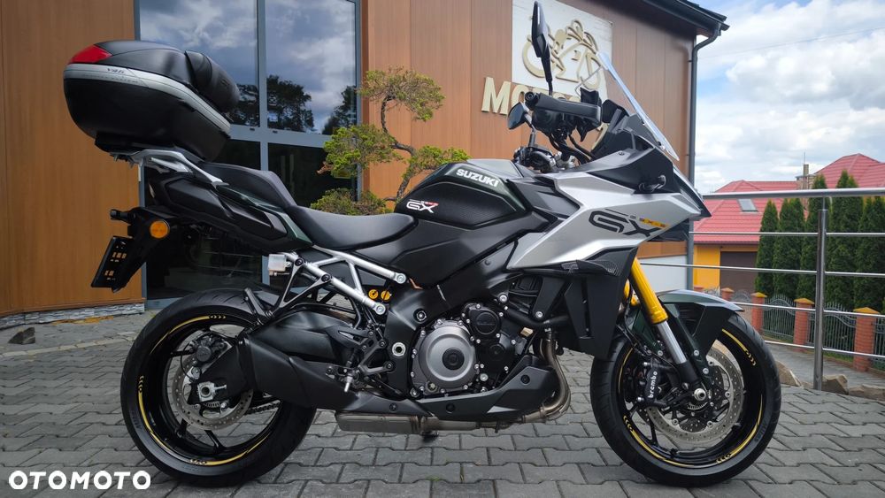 Suzuki GSX 1000 - 1