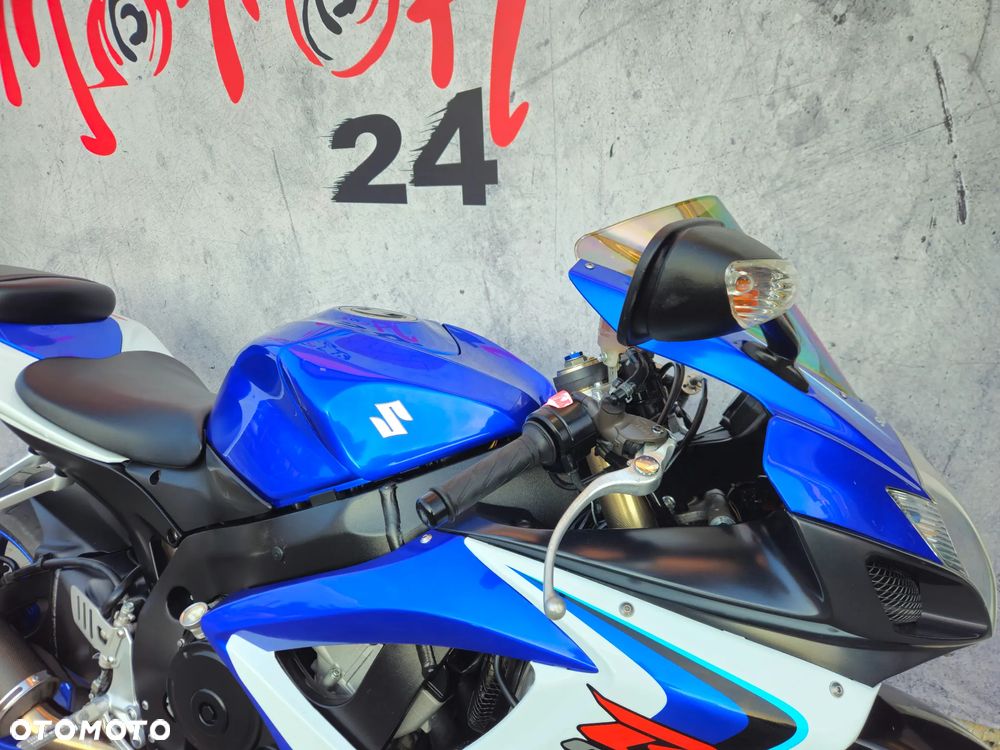Suzuki GSX-R - 17
