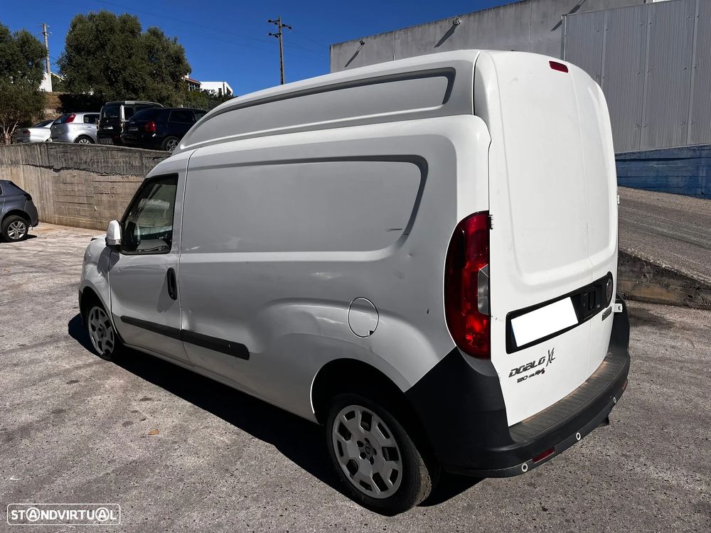Fiat Doblo XL multijet de 2017 para peças - 4