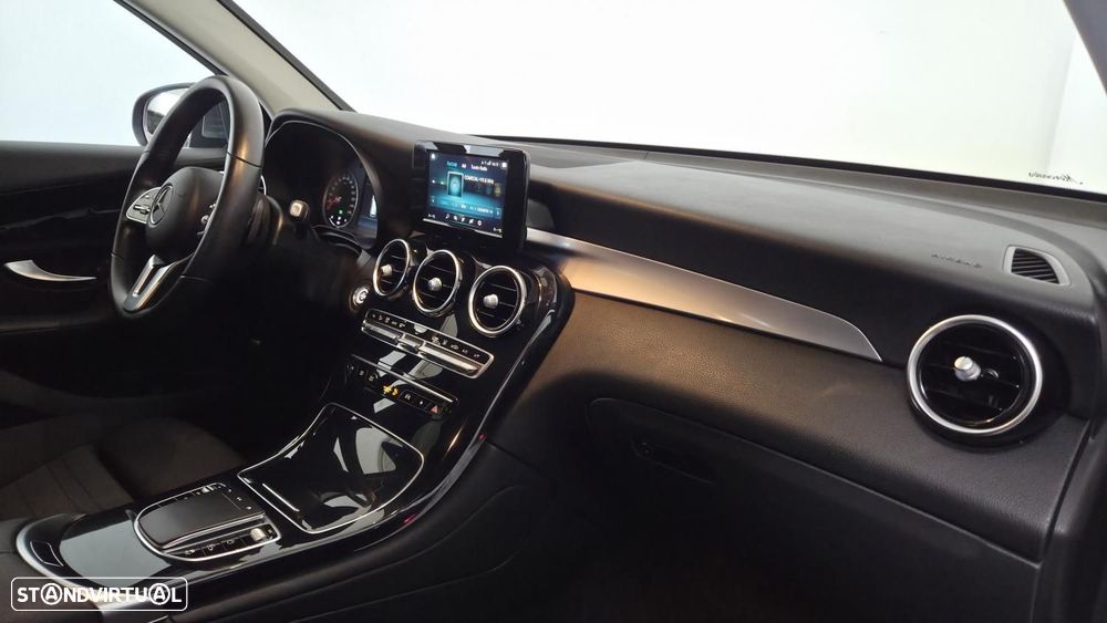 Mercedes-Benz GLC 300 e 4Matic - 11