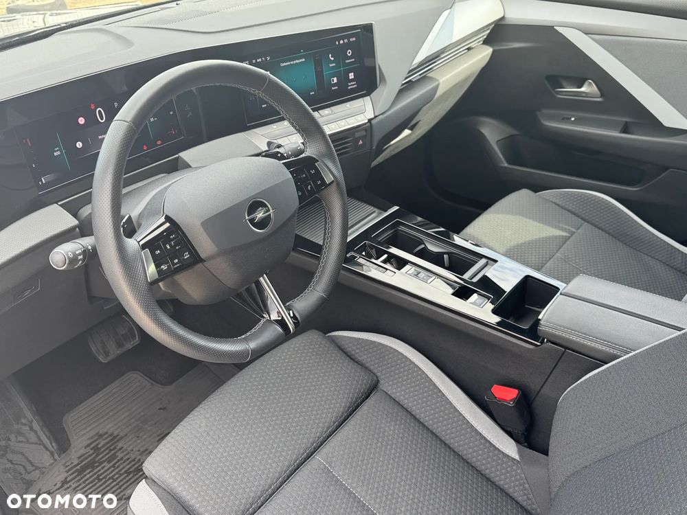 Opel Astra 1.2 T Edition S&S - 3