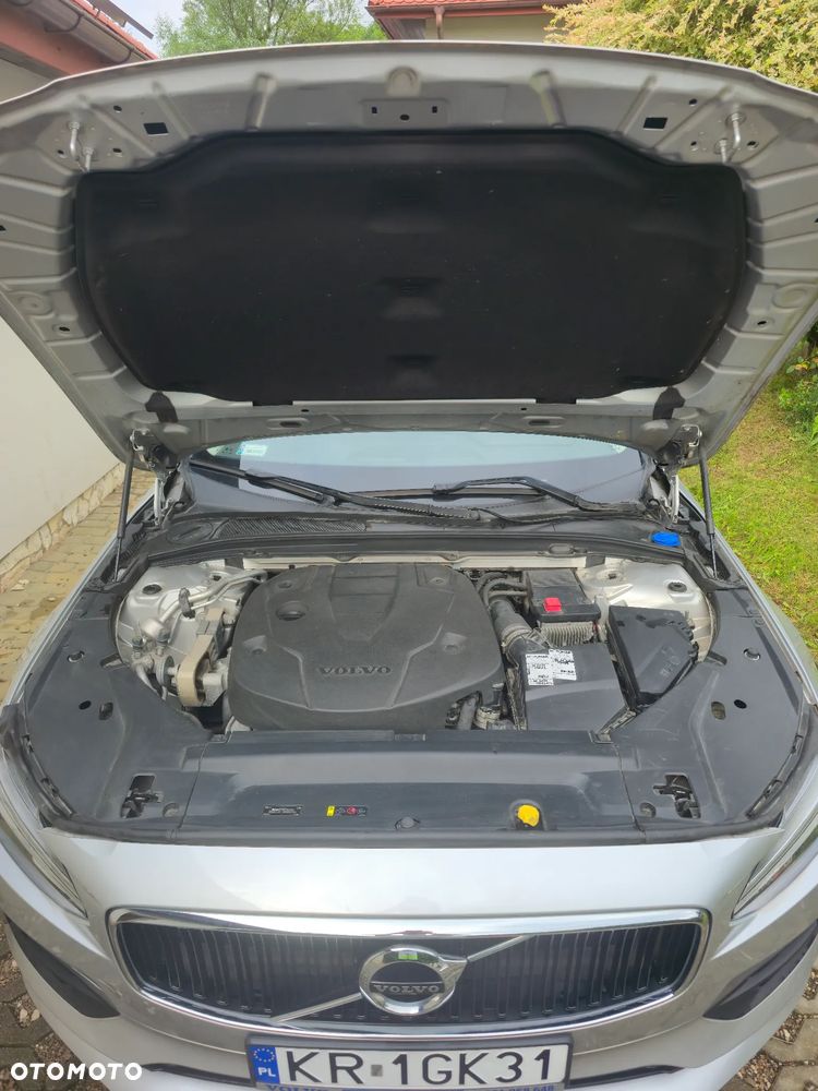Volvo V90 D4 Momentum - 14