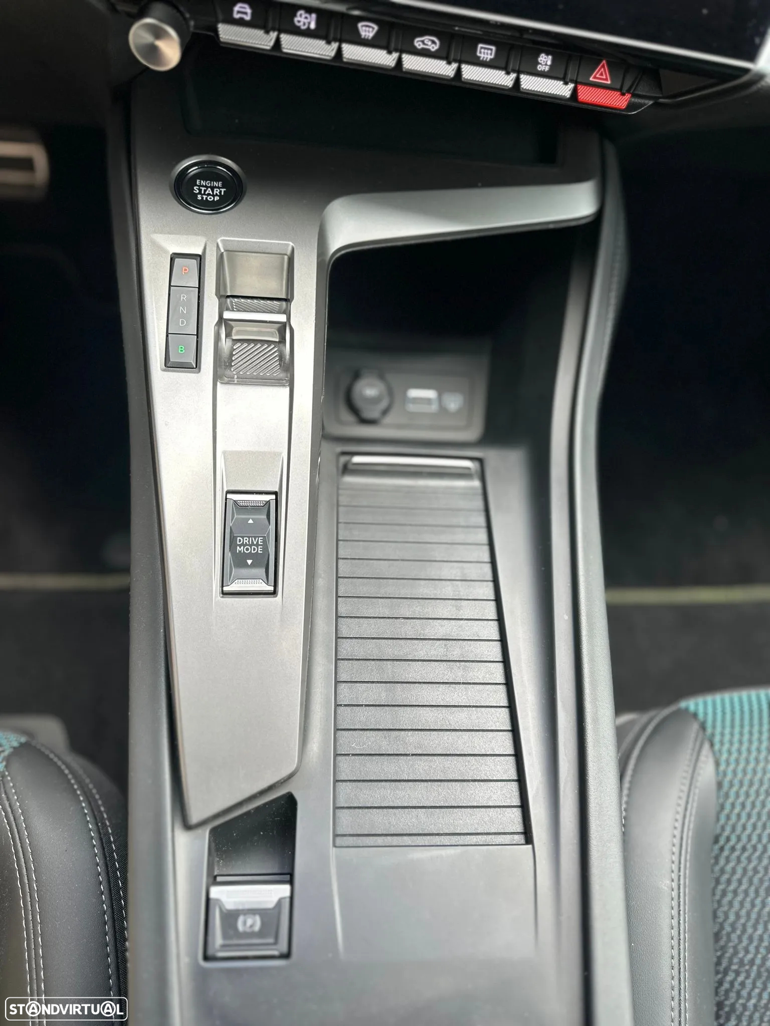 Peugeot e-308 54 kWh GT - 17