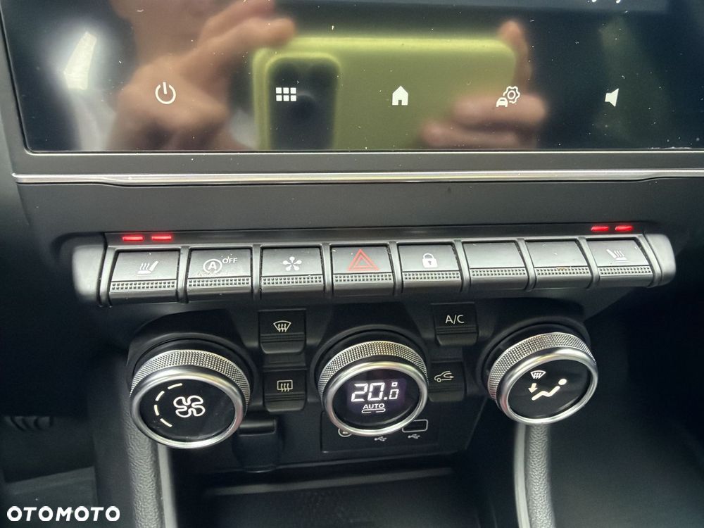 Renault Captur - 22