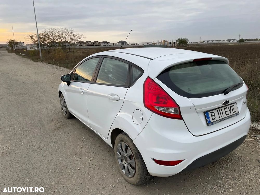 Ford Fiesta - 11