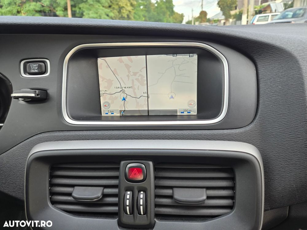 Volvo V40 D2 Kinetic - 10
