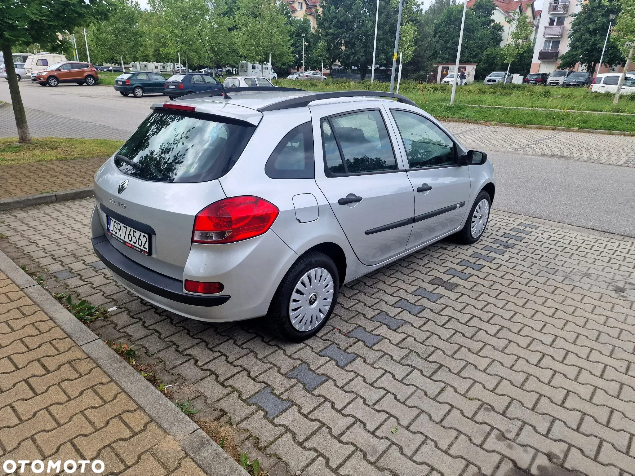 Renault Clio 1.2 16V 75 Grandtour Dynamique - 15