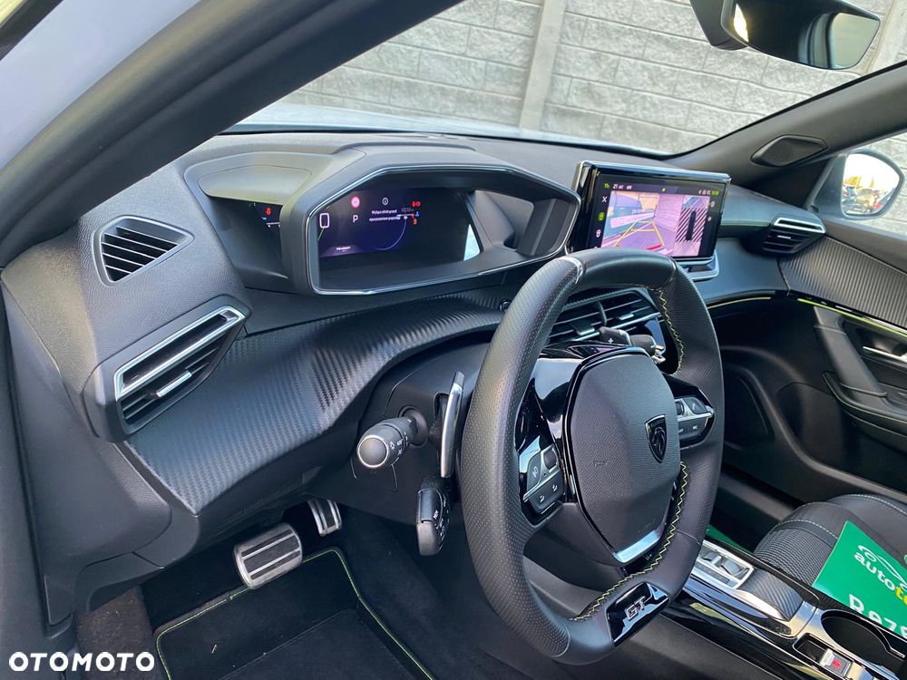 Peugeot 2008 PureTech 130 EAT8 GT Pack - 19