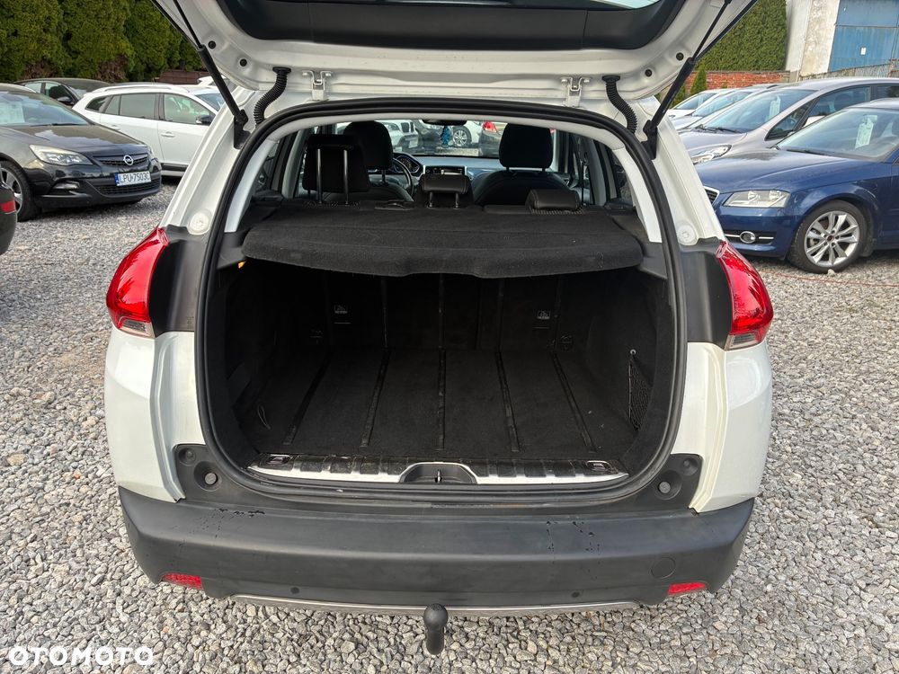 Peugeot 2008 e-HDi FAP 92 STOP & START Active - 11