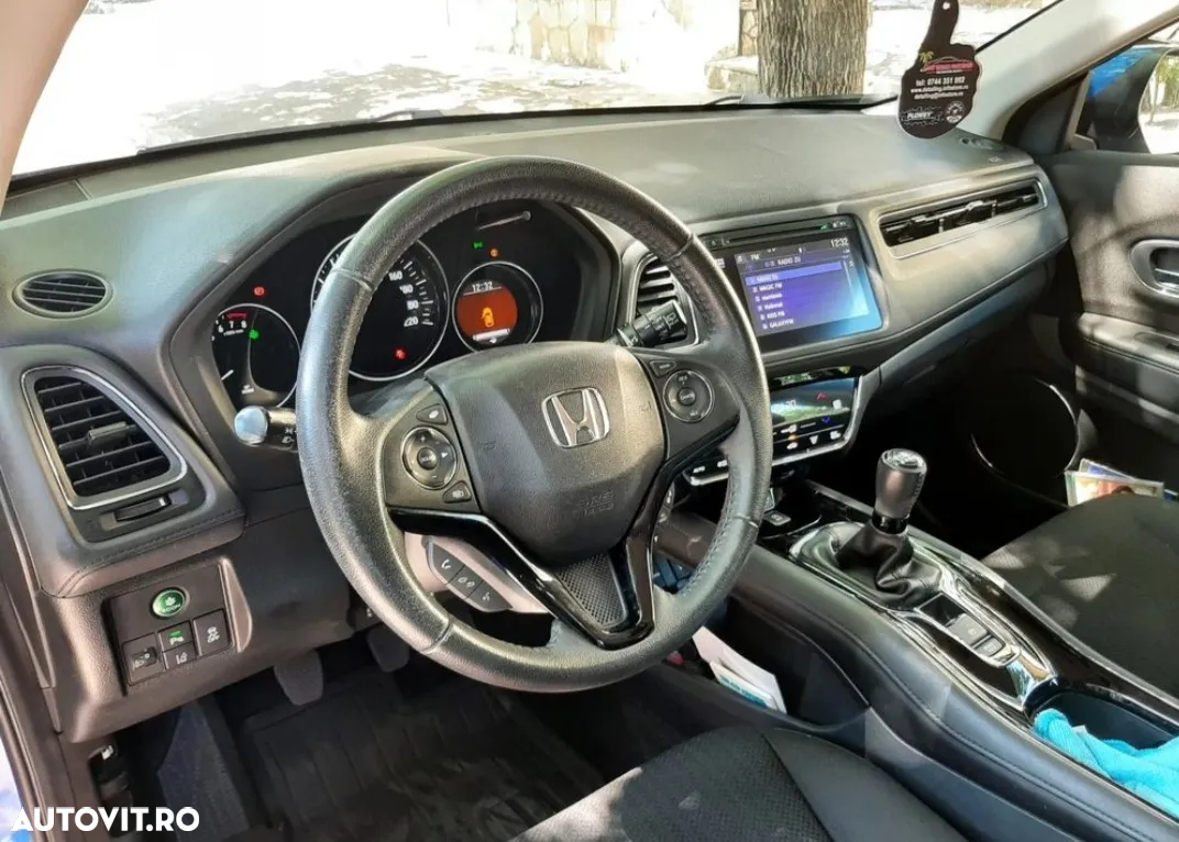 Honda HR-V 1.5 i-VTEC M/T Elegance - 9