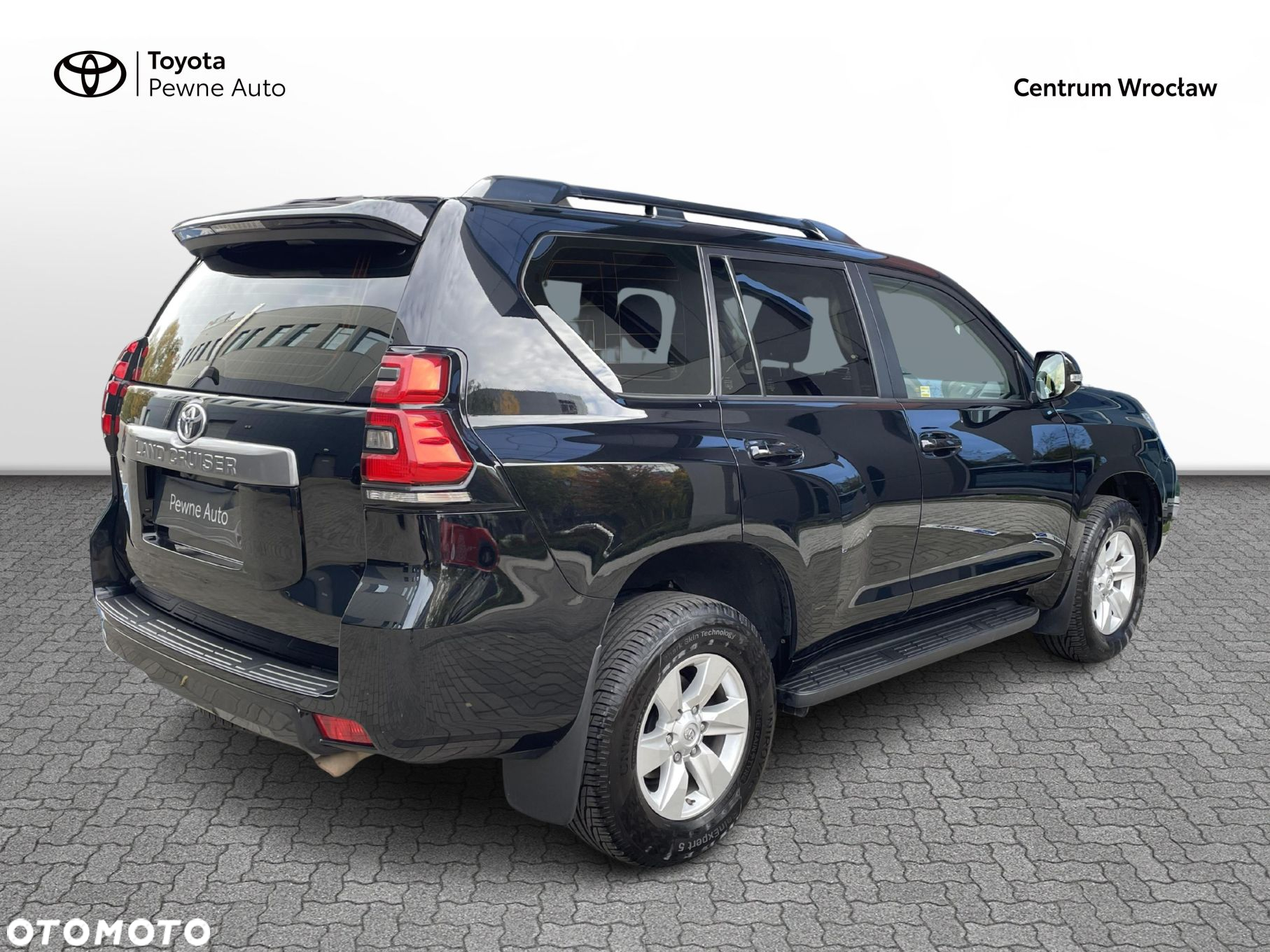 Toyota Land Cruiser - 5