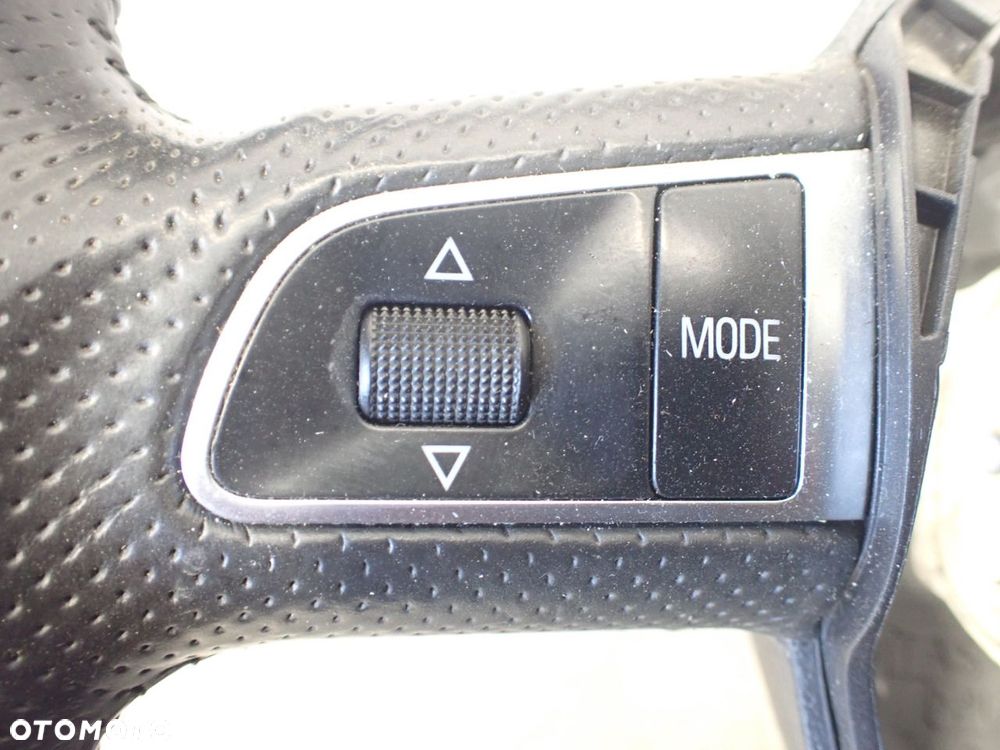 KIEROWNICA AUDI A4 B8 2.0 - 3