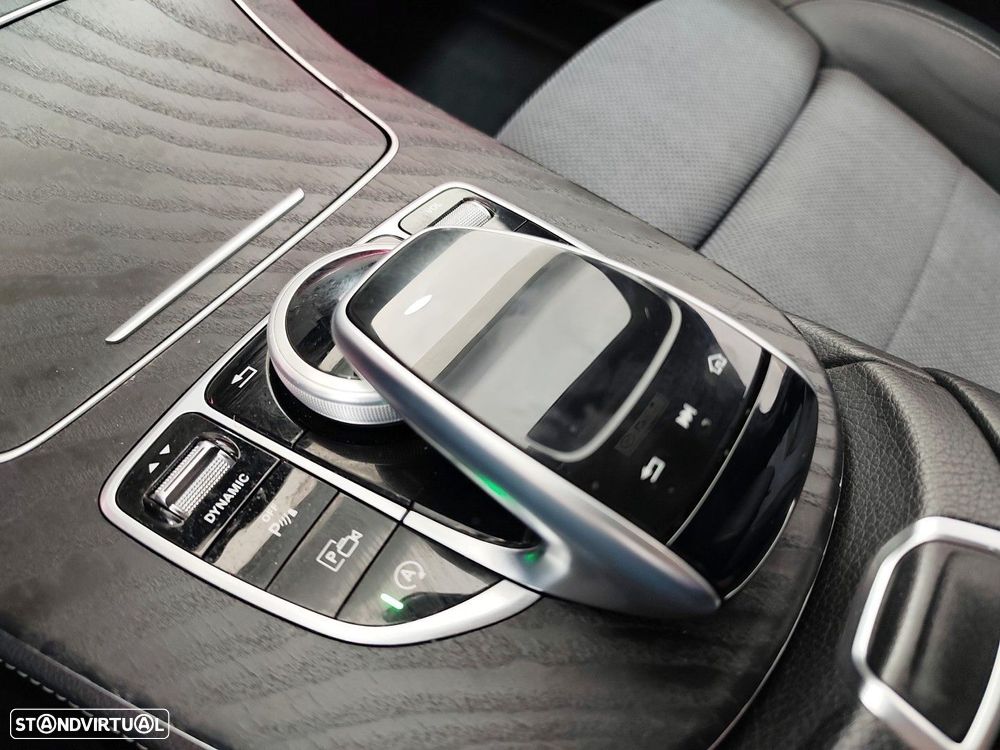 Mercedes-Benz E 220 d Avantgarde - 30