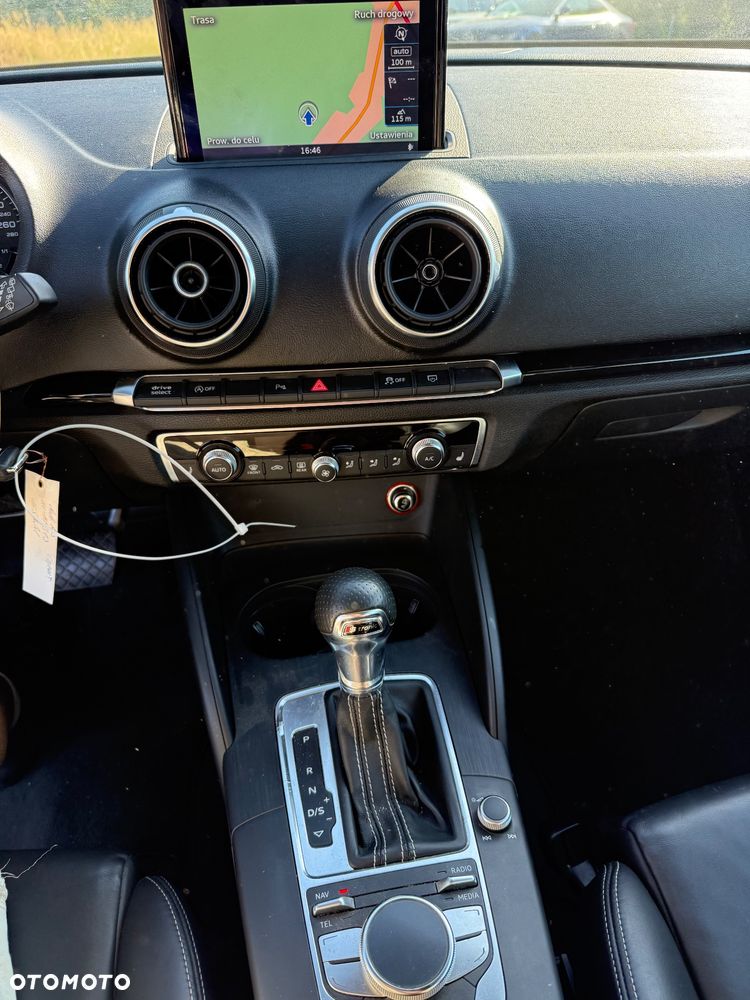 Audi A3 3-drzwiowe 1.8 TFSI Quattro Ambiente S tronic - 13